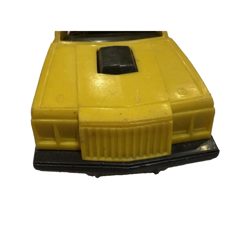 Vintage Buick Regal Stock‎ Car Toy Yellow Plastic Demolition Derby Made USA 80s